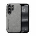 Capa de telefone ultrafina de couro de luxo para samsung galaxy s26 s25 s24 s23 s22 s21 ultra plus sensação de seda capa macia para suporte de carro