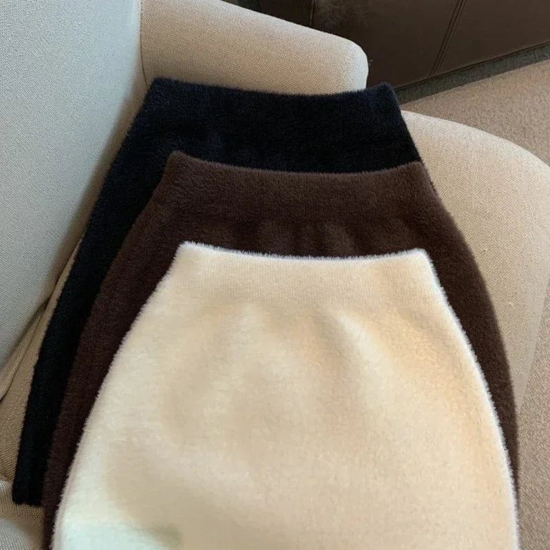 Cintura elástica magro feminino saia curta sexy elegante all-match básico mini saia inverno doce casual malha imitação de pele de vison saia
