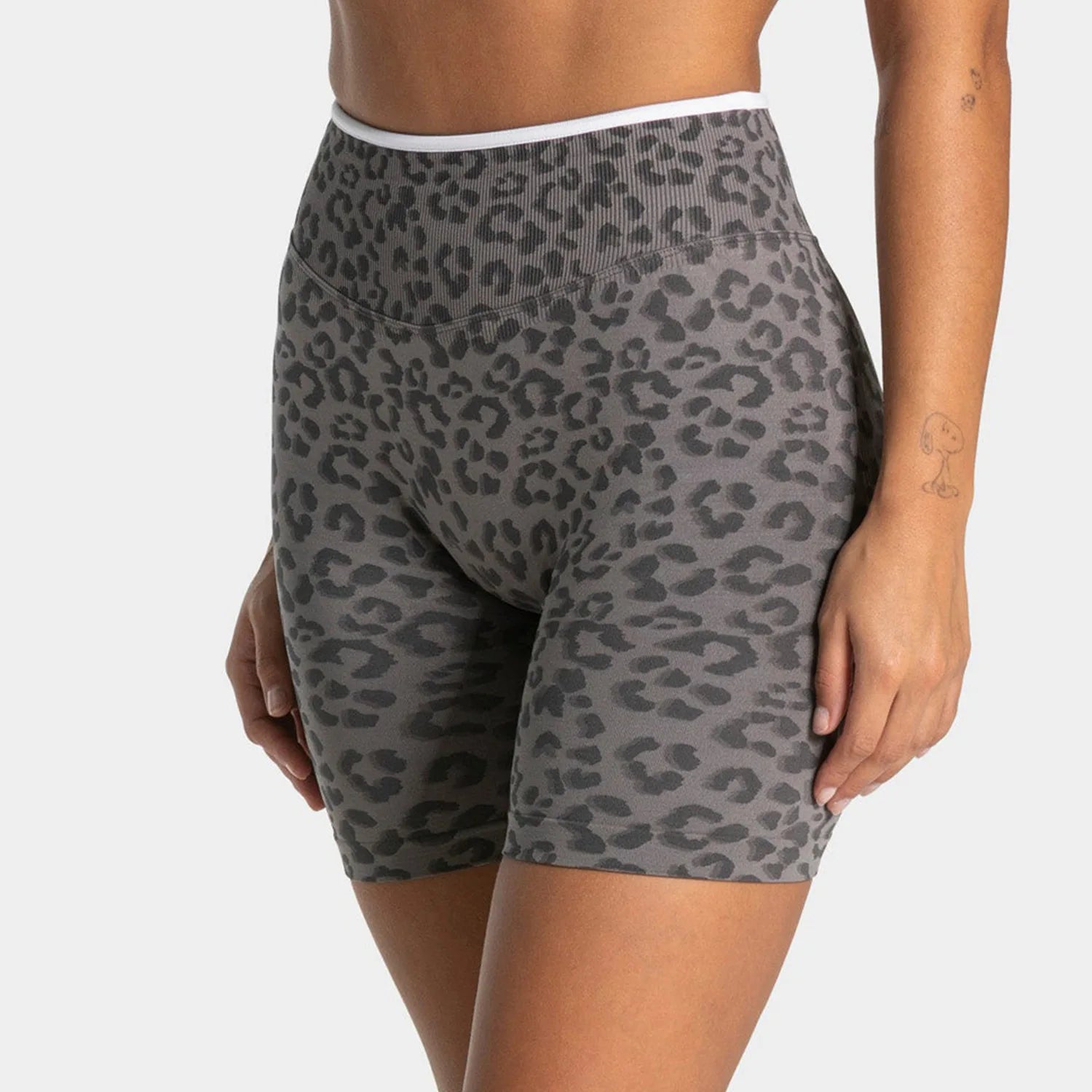 Shorts de ioga com estampa de leopardo, shorts esportivos femininos sem costura para academia, cintura alta, push up, fitness, ciclismo