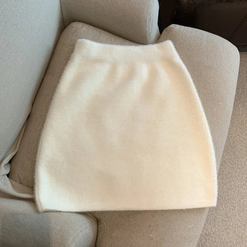 Cintura elástica magro feminino saia curta sexy elegante all-match básico mini saia inverno doce casual malha imitação de pele de vison saia