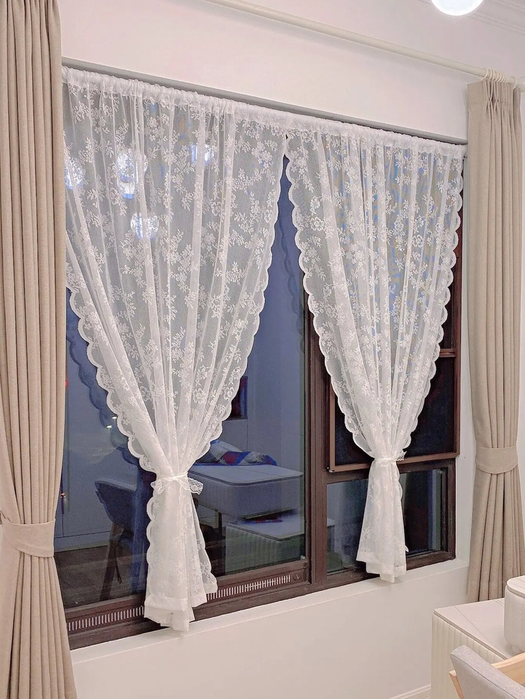 Painel de cortina de bolso com haste transparente de renda floral