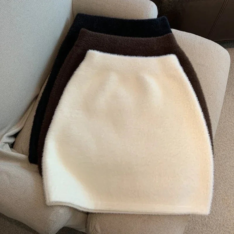 Cintura elástica magro feminino saia curta sexy elegante all-match básico mini saia inverno doce casual malha imitação de pele de vison saia